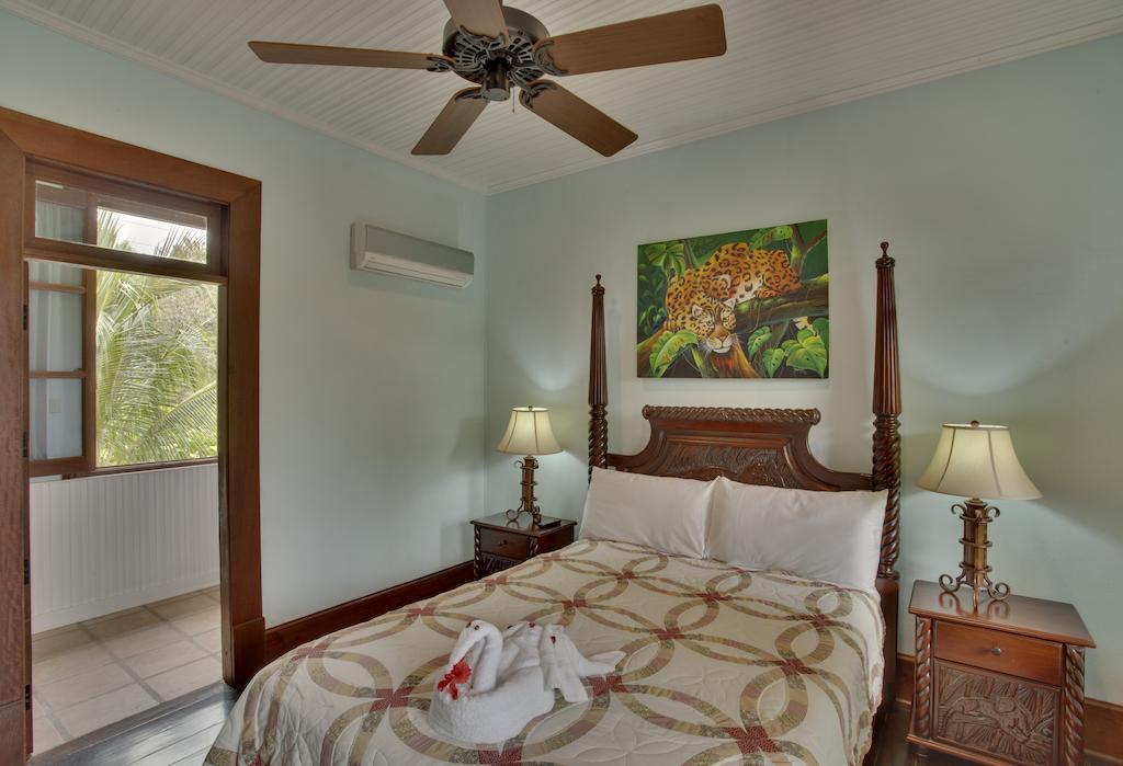 סן איגנאסיו Mahogany Hall Luxury Boutique Resort מראה חיצוני תמונה