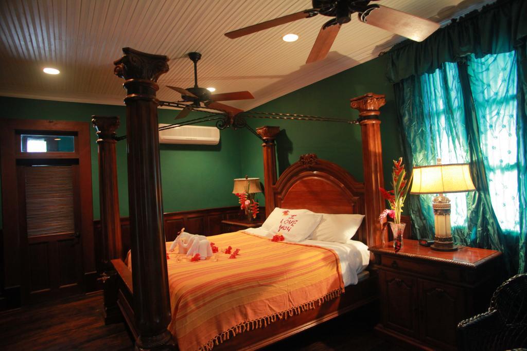 סן איגנאסיו Mahogany Hall Luxury Boutique Resort מראה חיצוני תמונה